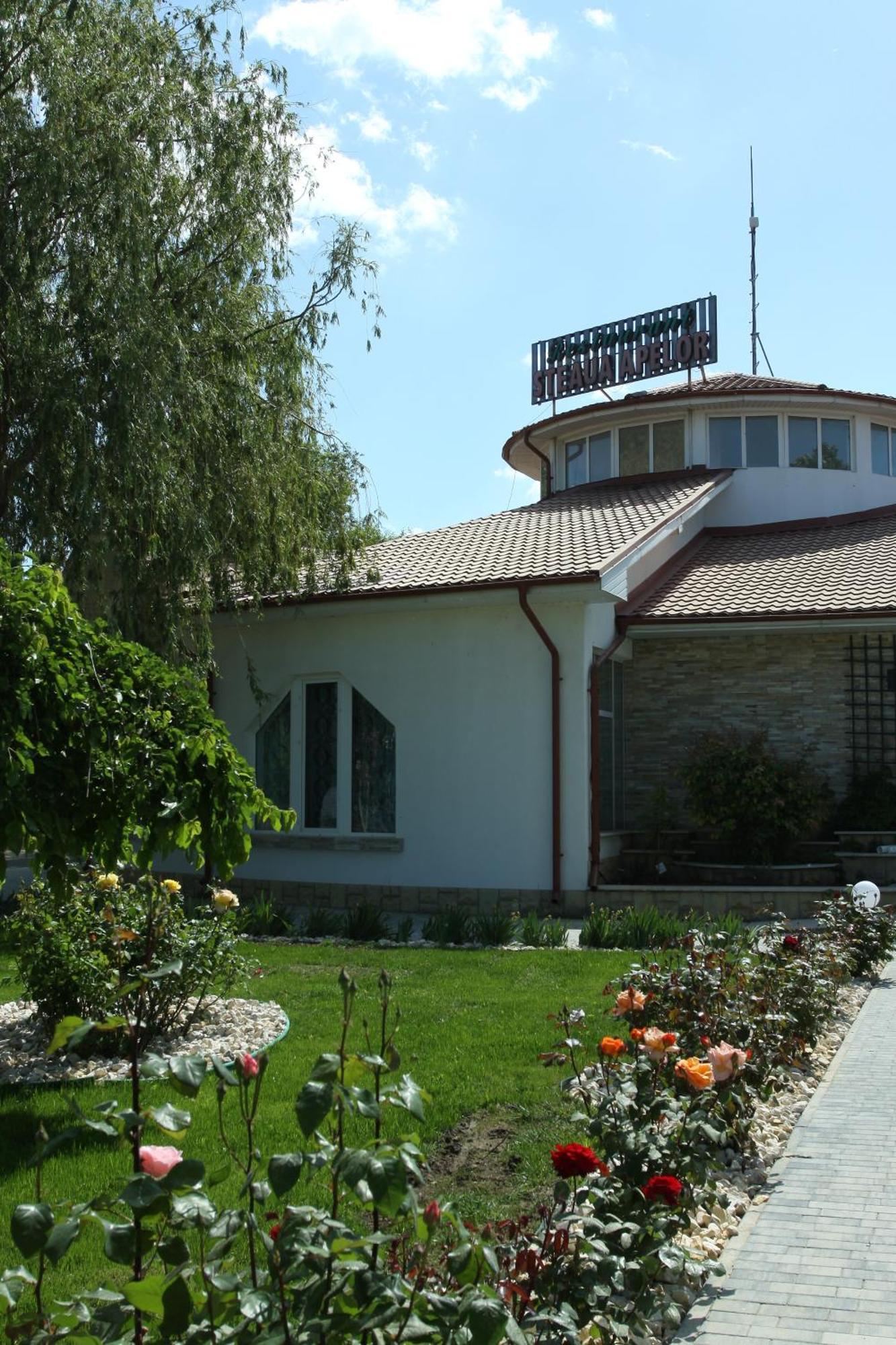 Steaua Apelor Family Resort Nufaru Kültér fotó